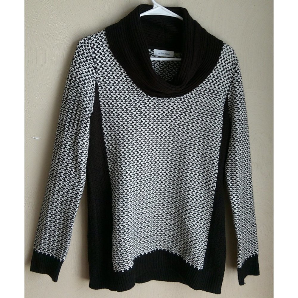 Calvin Klein Women's Black & White Houndstooth Cowl Neck Pullover Sweater